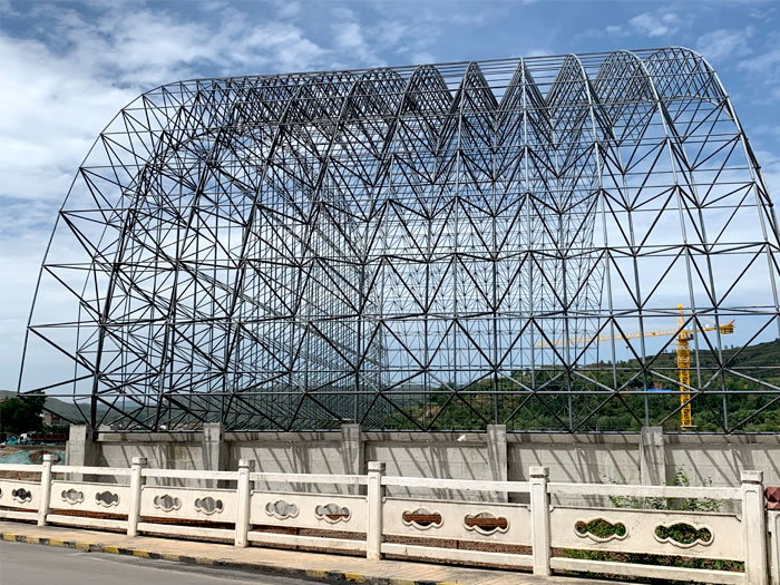 梅河口山寨矿储煤棚网架